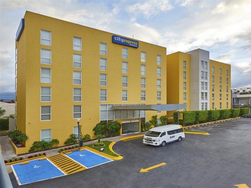 City Express By Marriott San Luis Potosi Zona Universitaria Экстерьер фото