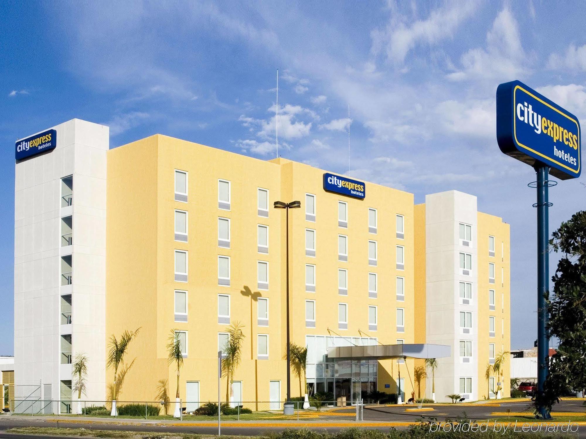 City Express By Marriott San Luis Potosi Zona Universitaria Экстерьер фото