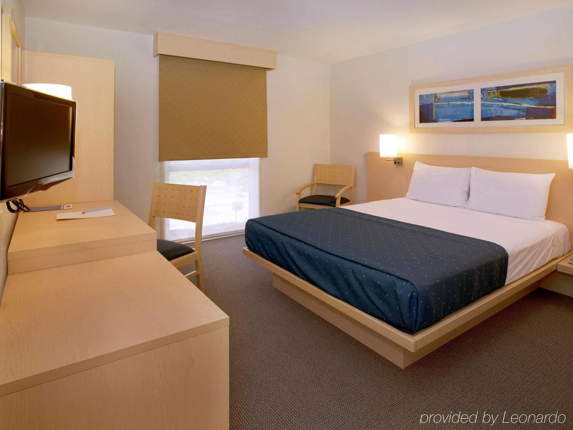 City Express By Marriott San Luis Potosi Zona Universitaria Экстерьер фото